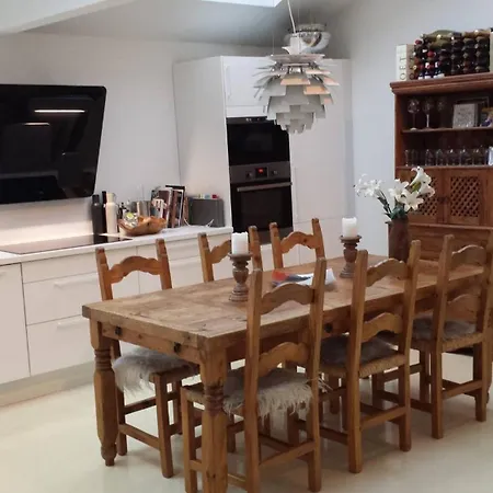 Beautiful In The Centre Of Apartamento Stavanger